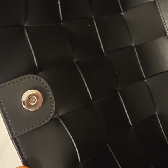 Elegant Black Woven Tote Bag NAKEDVICE - Picture 8 of 9